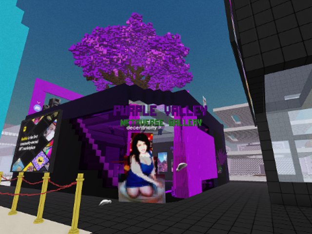 Seen in-world: @decentricity with her weird avatar