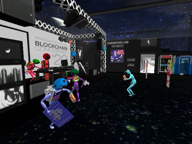 Everybody is dancing like crazy