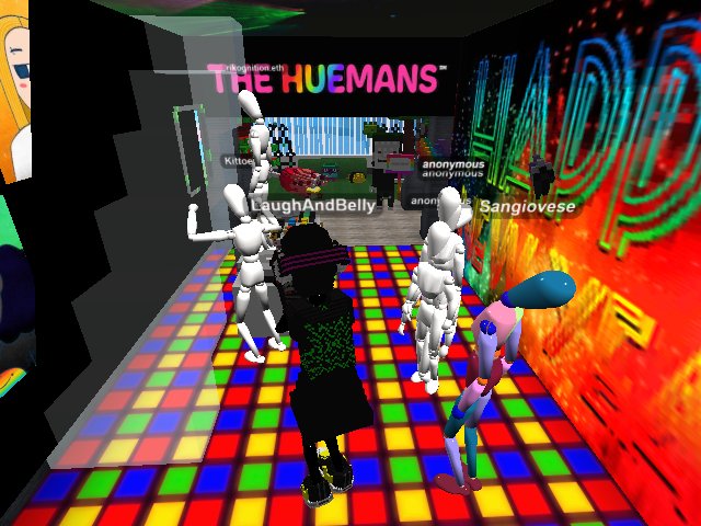 The huemans are here~