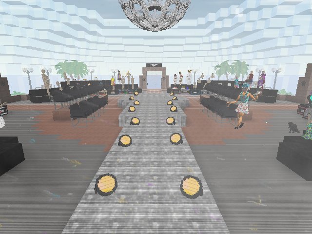 Checking out the catwalk in advance of Thursday's modeling gig...
..