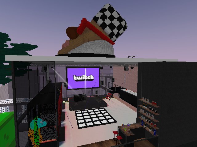 At this super lit  DUHQ party. Incredible work that CTRL  crew did  on this build. Absolutely fantabulous!