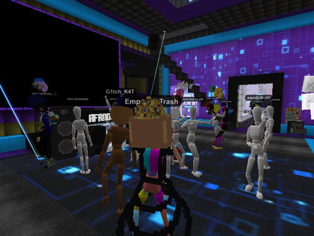 live dj serena elis just starting sooooo good