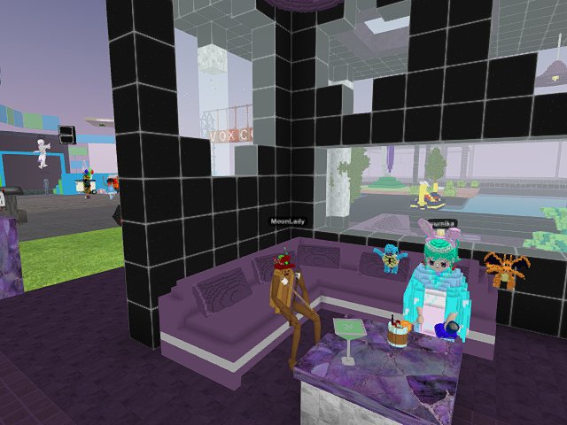 Chillin' with Yumika and some pokemon in the VIP lounge, NBD. #voxcon