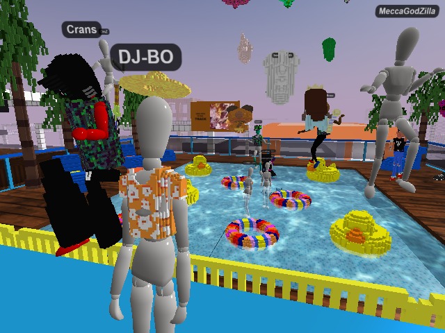 Dj Bo is coming up after the interview! Catch his DJ set live right here!