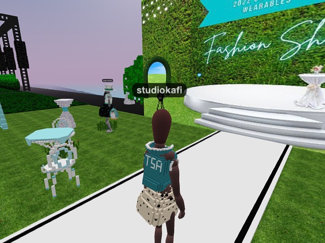 fashion shoq!