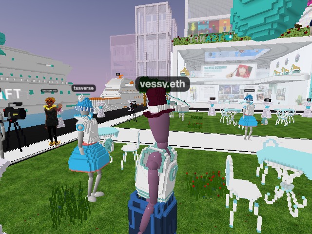 Live on Clubhouse in 20, check CHAT for the link!!