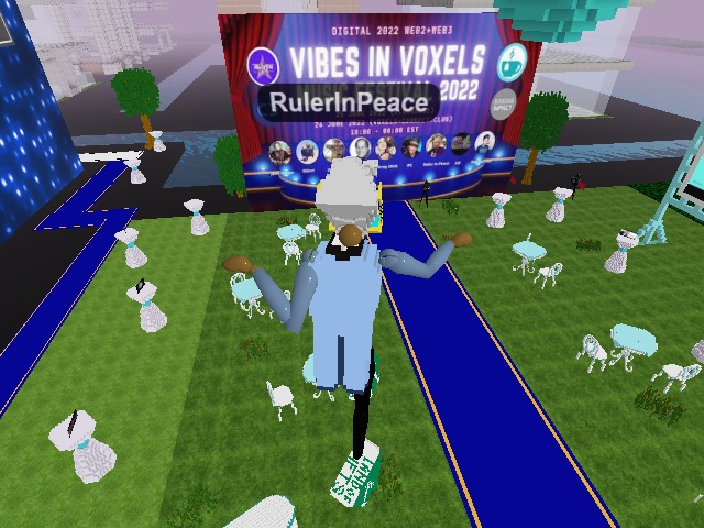 RulerInPeace Hovering around the stage