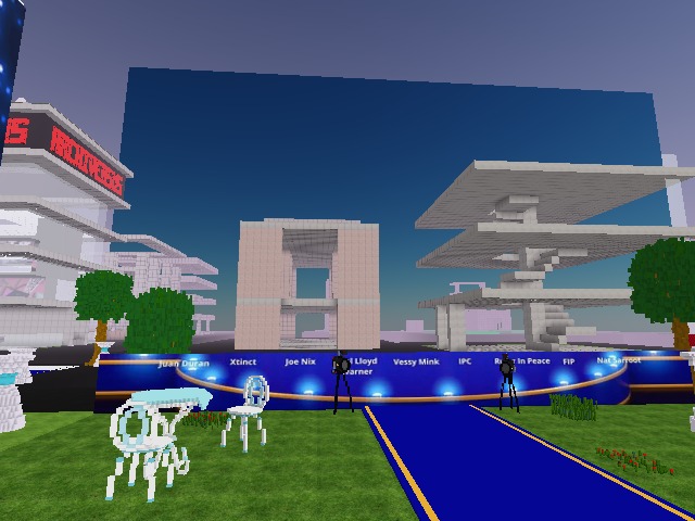 Dancing To Nat Saroot at Vibes In Voxels 2022