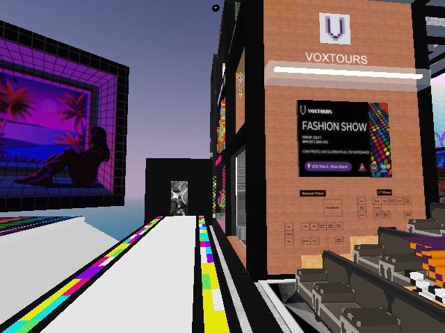 Fashion Show, tomorrow. Come to walk on the catwalk!