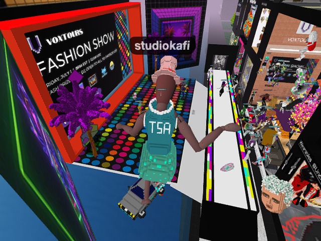 TSANFT repped + walked the Voxtours Fashion Show at the Vox Walk. Great time, amazing wearable, dope space!