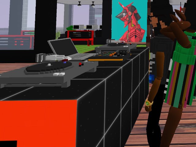 LIVE DJ BROADCAST