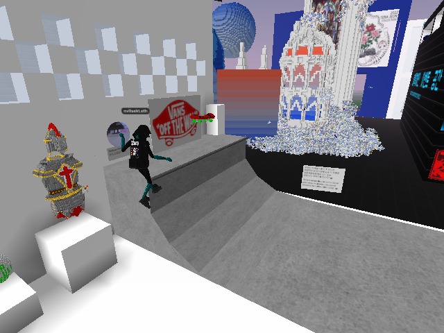 New halfpipe by the homie come check it out