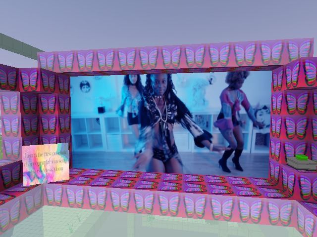 Creatress DAO exhibition! One day only <3