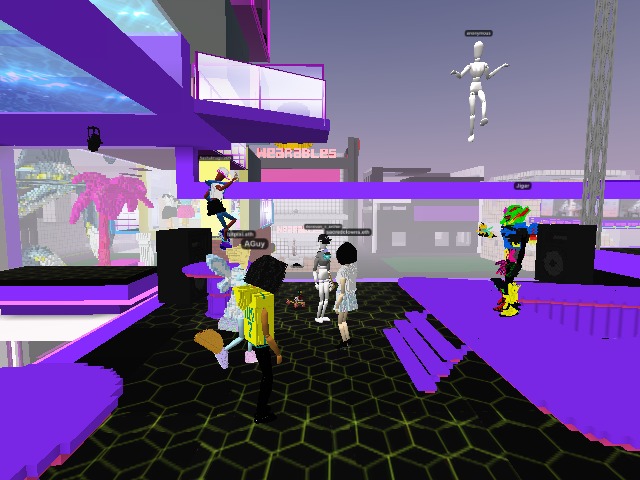 out here at jigar's launch party! +live on clubhouse with the web2 voicechat OG's <3