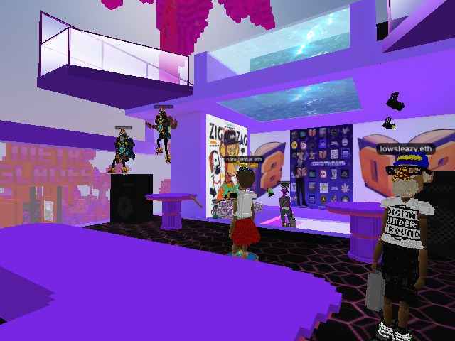 FASHION SHOW!