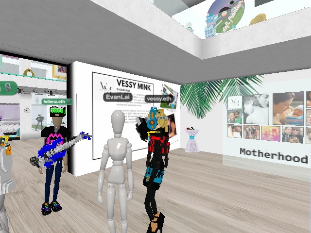 Fellenz is playing the guitar!! Come listen!!
