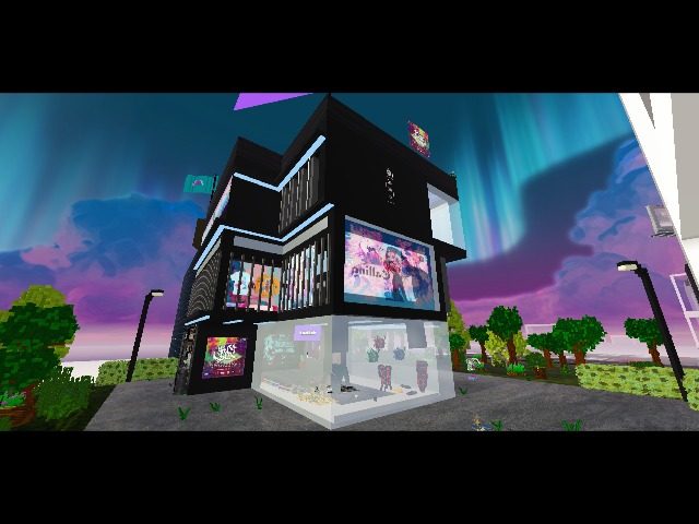 New gallery who disz?