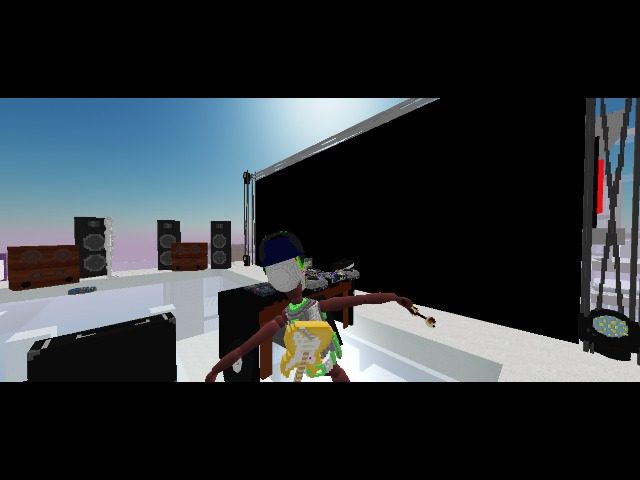 Hello from Skyview Rooftop at Smash Hitz Multimedia Laboratory!